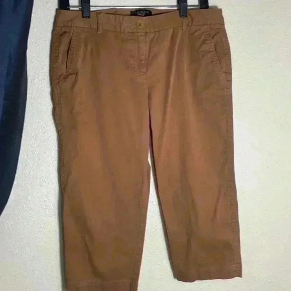 TALBOTS SIGNATURE CAPRI PANTS SIZE 10P - Picture 1 of 3